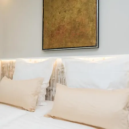 Four Seasons Seaside B With Heated Pool And Jacuzzi, Zadar Villa