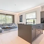 וילה Four Seasons Seaside B With Heated Pool And Jacuzzi, Zadar *