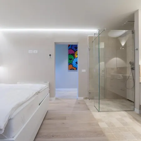 Four Seasons Seaside B With Heated Pool And Jacuzzi, Zadar * Ražanac