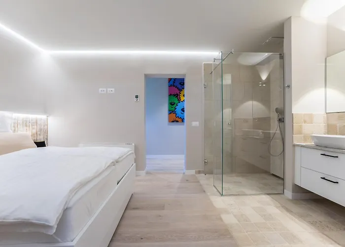 Four Seasons Seaside B With Heated Pool And Jacuzzi, Zadar * Ražanac